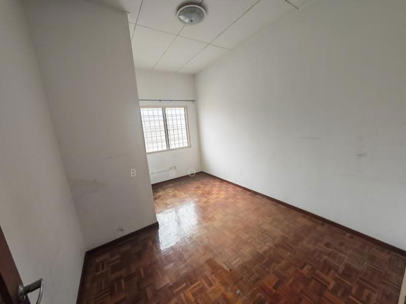 2-storey Terraced House for Sale in Bandar Putra Permai (Seri Kembangan) - Bobo Lee - PropertyGuru.com.my