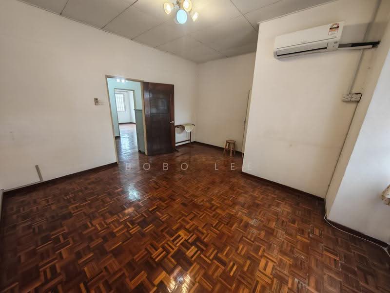 2-storey Terraced House for Sale in Bandar Putra Permai (Seri Kembangan) - Bobo Lee - PropertyGuru.com.my