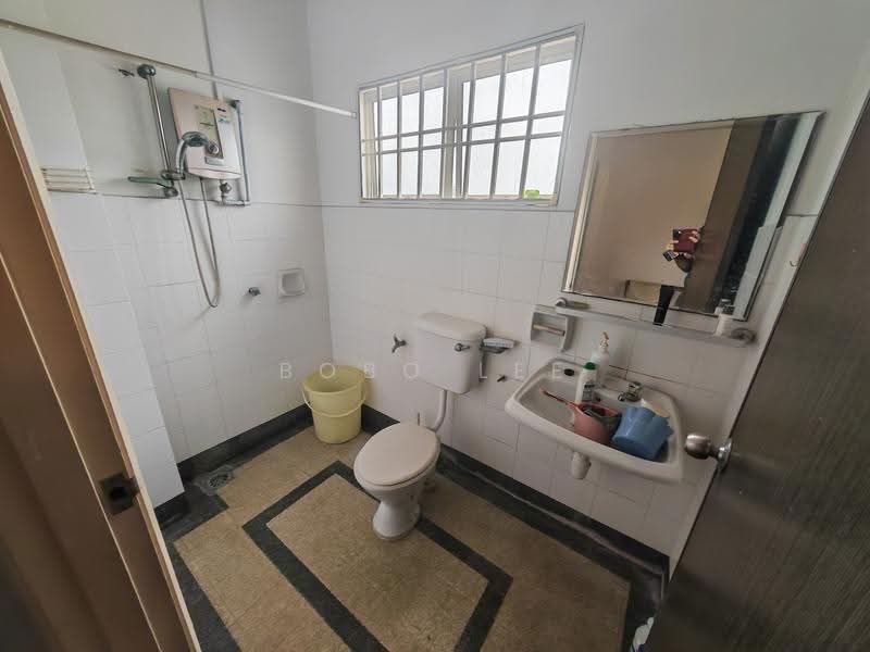 2-storey Terraced House for Sale in Bandar Putra Permai (Seri Kembangan) - Bobo Lee - PropertyGuru.com.my