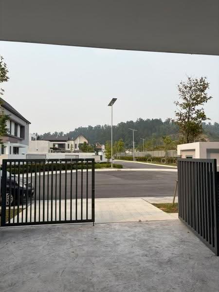 Rumah Teres 2-Tingkat untuk Disewa di Kota Emerald (Rawang) - Kelton Foo - Exterior - PropertyGuru.com.my