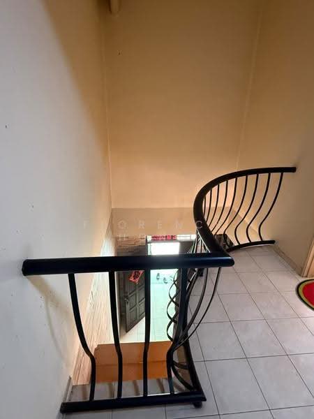 3-storey Terraced House for Sale in Taman D'Utama (Johor Bahru) - Florence Hong - Entrance - PropertyGuru.com.my