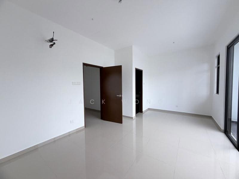 2-storey Terraced House for Sale in Bandar Dato Onn (Tebrau) - Jack Wong - Living Room - PropertyGuru.com.my