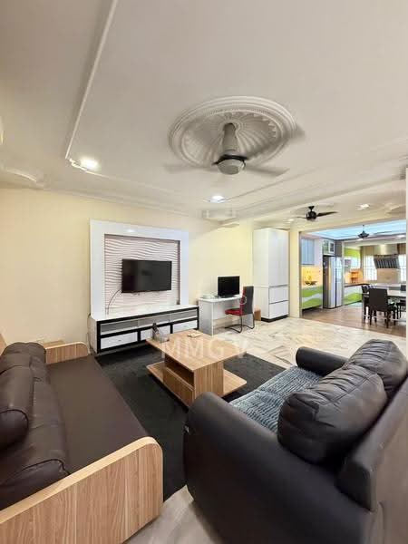 2-storey Terraced House for Sale in Taman Telok Gadong Indah (Pelabuhan Klang) - Ivy Por - Living Room - PropertyGuru.com.my
