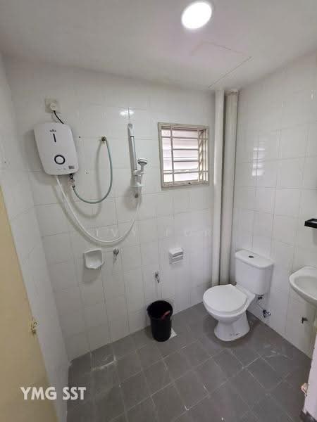 Apartment for Sale at Pangsapuri Akasia (Bandar Botanic) - Ivy Por - Bathroom - PropertyGuru.com.my