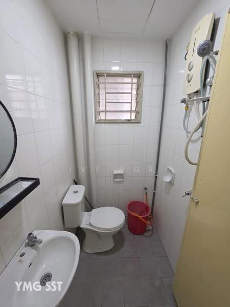 Apartment for Sale at Pangsapuri Akasia (Bandar Botanic) - Ivy Por - Bathroom - PropertyGuru.com.my