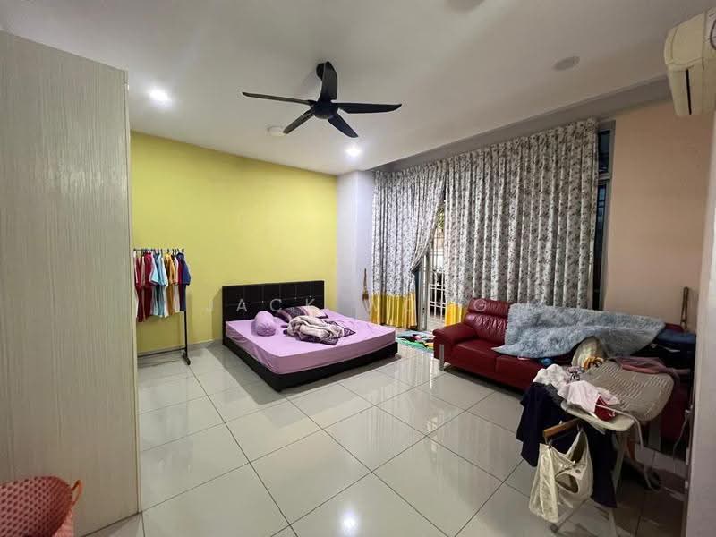 Rumah Teres 2-Tingkat untuk Dijual di Taman Pulai Hijauan (Skudai) - Jack Wong - Bedroom - PropertyGuru.com.my