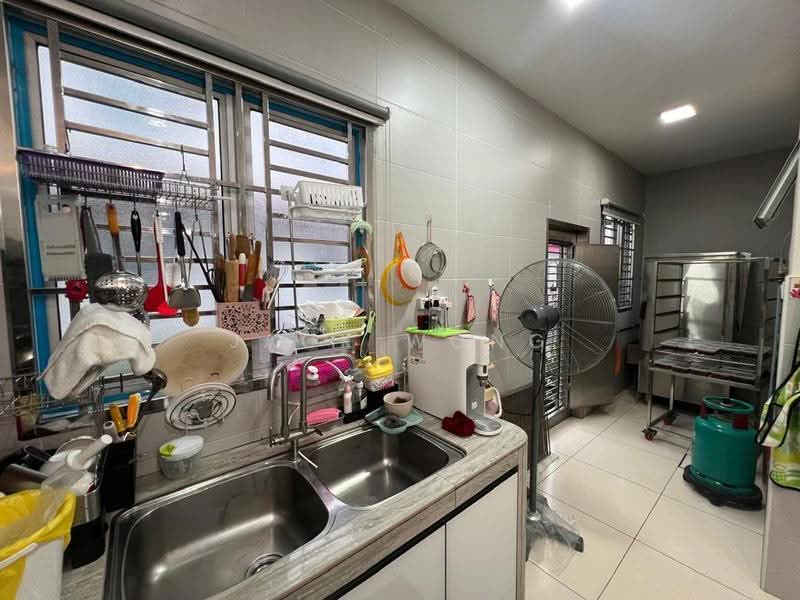 Rumah Teres 2-Tingkat untuk Dijual di Taman Pulai Hijauan (Skudai) - Jack Wong - Kitchen - PropertyGuru.com.my