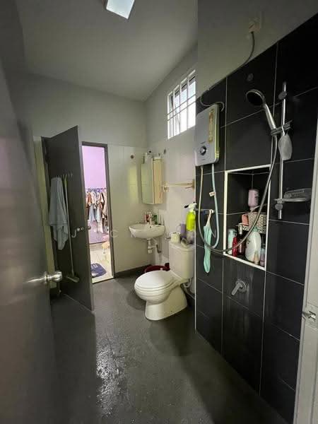 Rumah Teres 2-Tingkat untuk Dijual di Taman Pulai Hijauan (Skudai) - Jack Wong - Bathroom - PropertyGuru.com.my