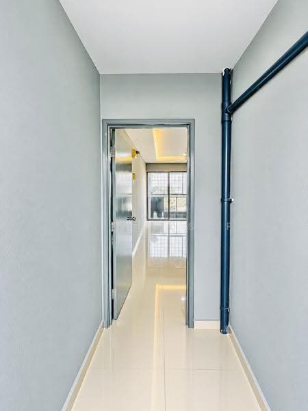 Pangsapuri untuk Dijual di Jasmin Apartment - Erin Yusof - Corridor - PropertyGuru.com.my