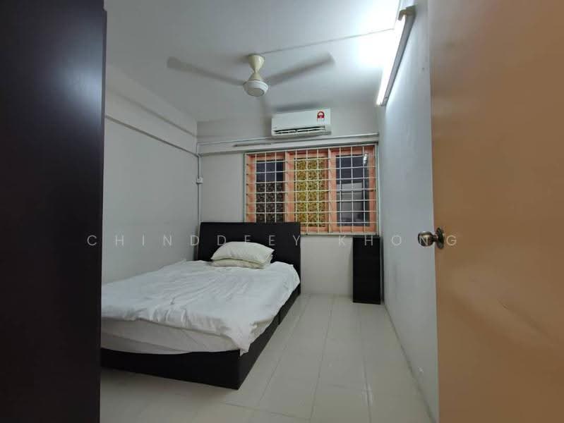 Pangsapuri untuk Disewa di Grandeur Tower - Chinddeey Khong - Bedroom - PropertyGuru.com.my