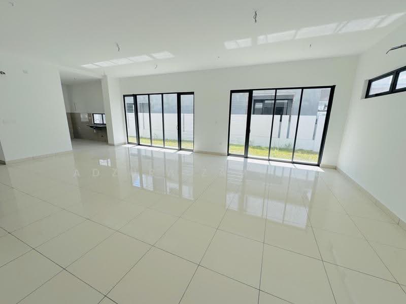 Semi-Detached House for Sale in Elmina (Shah Alam) - Adzura Zamedin - Living Room - PropertyGuru.com.my