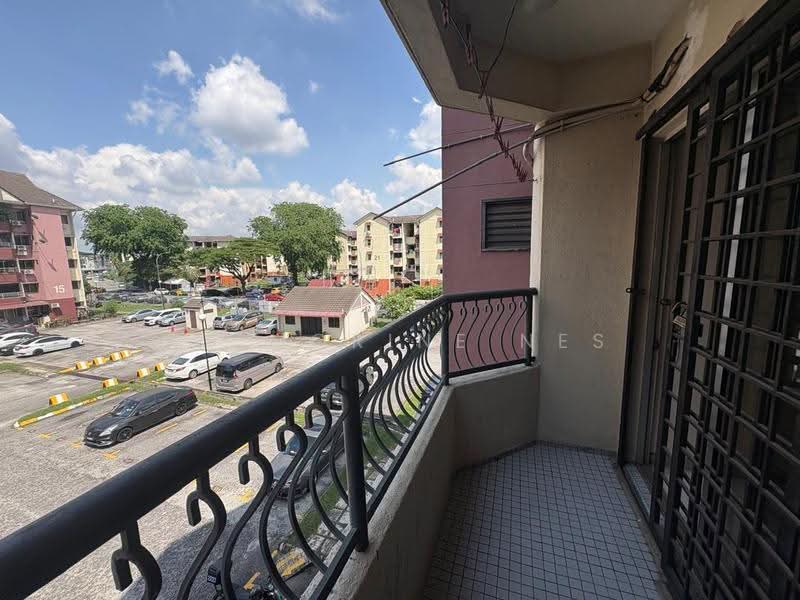Pangsapuri untuk Dijual di 1A Pinang - RS Morine Nes - Balcony - PropertyGuru.com.my