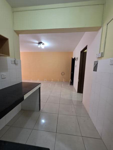 Apartment for Sale at Lakeview Apartments - Fadzilah Rosli - Kitchen - PropertyGuru.com.my
