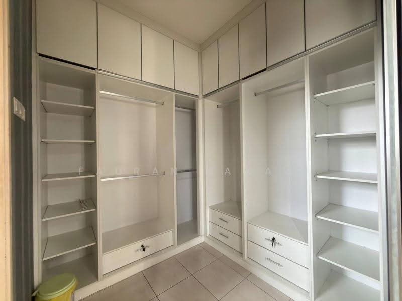 Semi-Detached House for Sale in Taman Jelok Impian (Kajang) - Fauran Nawawi - PropertyGuru.com.my