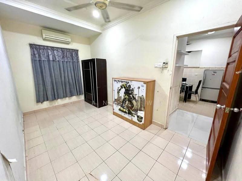 Rumah Teres 2-Tingkat untuk Dijual di Bandar Putra Permai (Seri Kembangan) - Fauran Nawawi - PropertyGuru.com.my