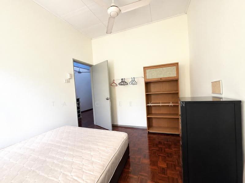 Rumah Teres 2-Tingkat untuk Dijual di Usj 11 (Subang Jaya) - Tan Chee Kian - Bedroom - PropertyGuru.com.my