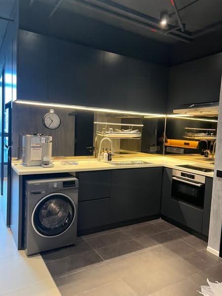Kediaman Servis untuk Disewa di Arcoris SOHO - Justin Lam - Kitchen - PropertyGuru.com.my