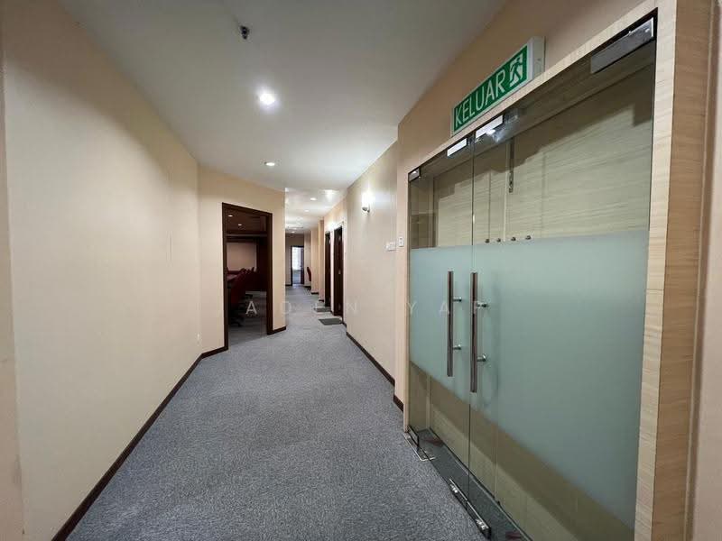 Kedai / Pejabat untuk Disewa di KL City Centre (Kuala Lumpur) - Jaden Yap - Corridor - PropertyGuru.com.my