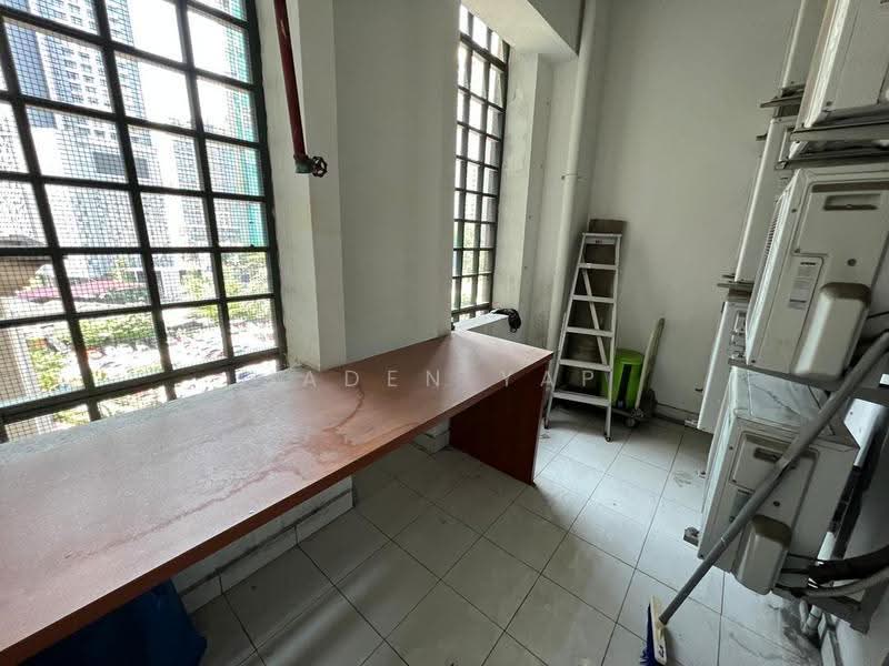 Kedai / Pejabat untuk Disewa di KL City Centre (Kuala Lumpur) - Jaden Yap - Balcony - PropertyGuru.com.my
