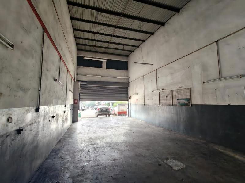 Factory for Rent in Taman Emas (Kepong) - Bond Lee - Exterior - PropertyGuru.com.my