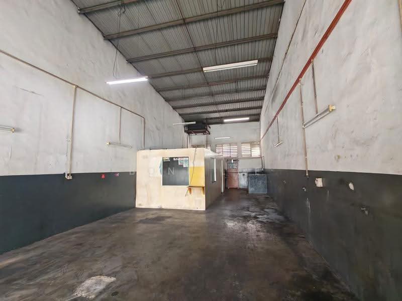 Factory for Rent in Taman Emas (Kepong) - Bond Lee - Interior - PropertyGuru.com.my