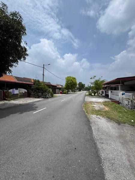 1-storey Terraced House for Sale in Ipoh (Perak) - Ck Nyau - Exterior - PropertyGuru.com.my