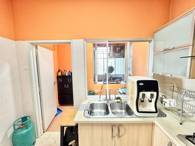 Kondominium untuk Dijual di Desa Impiana - Nurul Ain Muharam - Kitchen - PropertyGuru.com.my