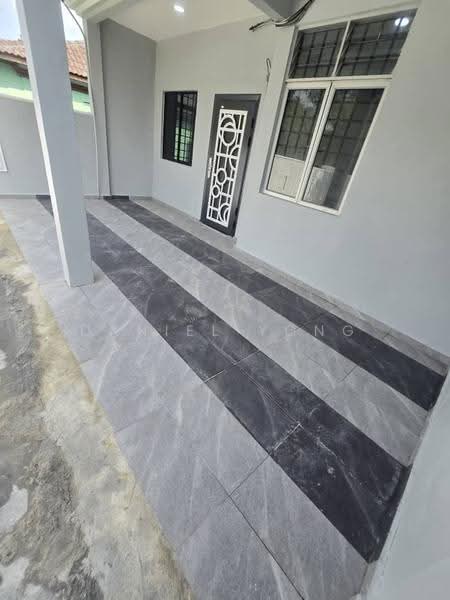 1-storey Terraced House for Sale in Bandar Putra Kulai (Kulai) - Daniel Yong - Exterior - PropertyGuru.com.my