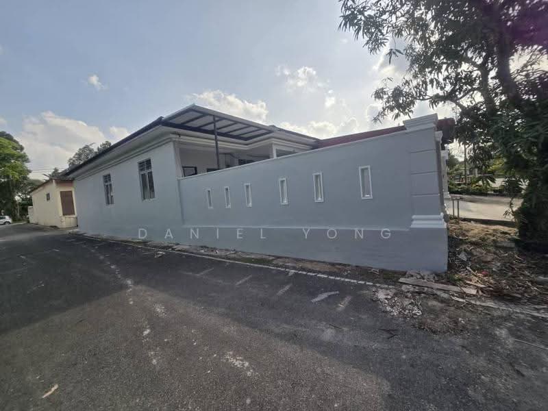 1-storey Terraced House for Sale in Bandar Putra Kulai (Kulai) - Daniel Yong - Exterior - PropertyGuru.com.my