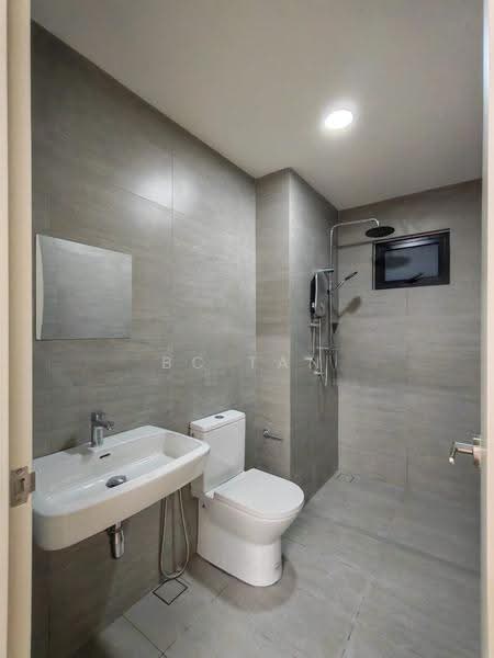 Kediaman Servis untuk Disewa di Residensi Ava @ Kiara Bay - BC TAN - Bathroom - PropertyGuru.com.my