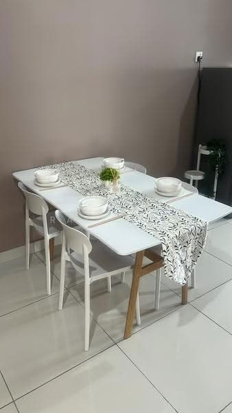 Kondominium untuk Disewa di Aurora Residence @ Lake Side City - Ray Chew - Dining Room - PropertyGuru.com.my