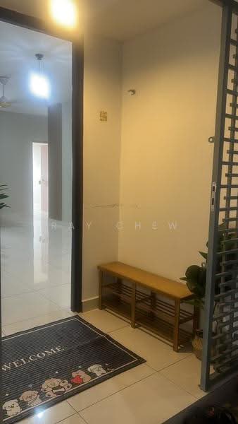 Kondominium untuk Disewa di Aurora Residence @ Lake Side City - Ray Chew - Entrance - PropertyGuru.com.my