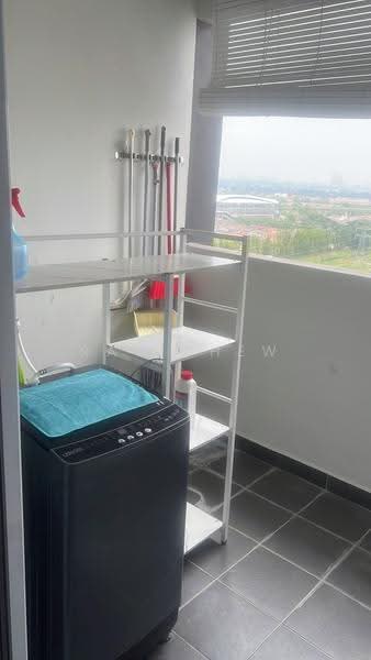 Kondominium untuk Disewa di Aurora Residence @ Lake Side City - Ray Chew - Balcony - PropertyGuru.com.my