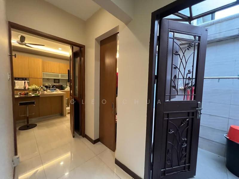 Semi-Detached House for Sale in Kemuning Utama (Shah Alam) - Cleo Chua - Kitchen - PropertyGuru.com.my