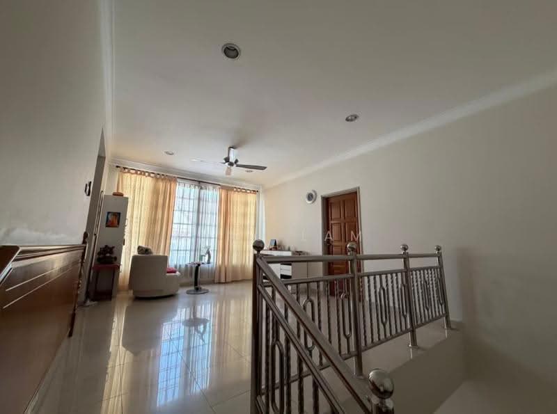 Semi-Detached House for Sale in Taman Overseas Union (Taman Oug) (Jalan Klang Lama (Old Klang Road)) - Wing Lam - Living Room - PropertyGuru.com.my