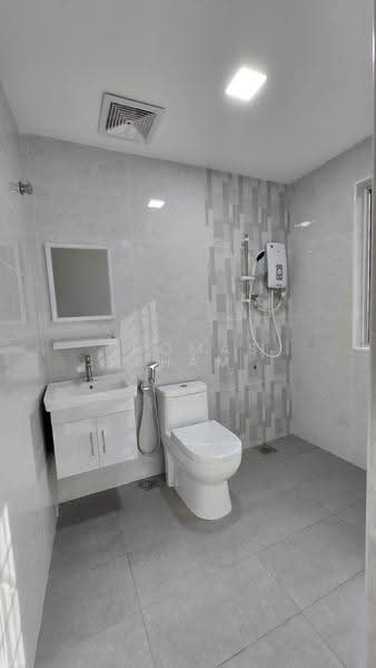 Terraced House for Sale in Alam Damai (Cheras) - Thomas Tham - Bathroom - PropertyGuru.com.my