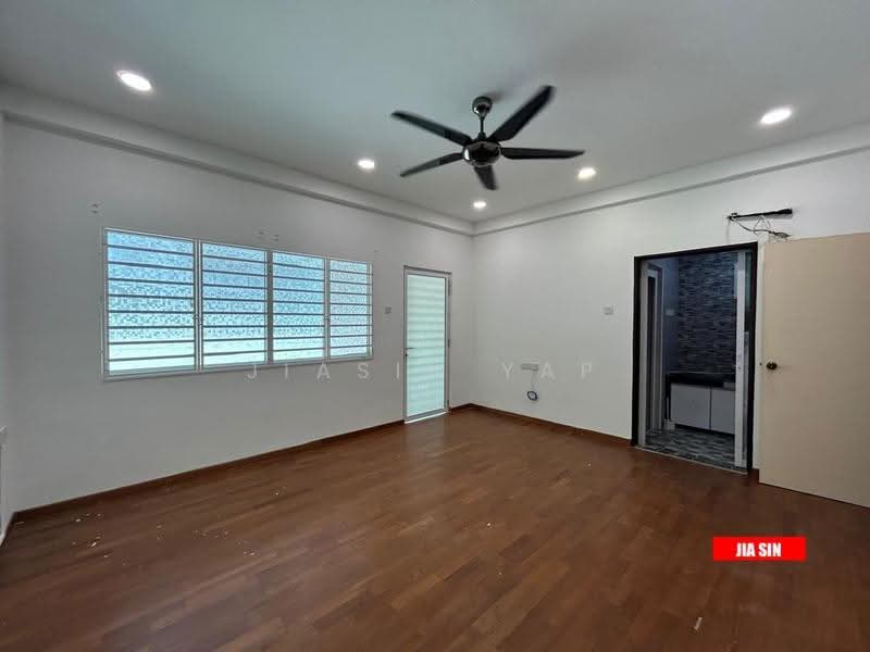 3-storey Terraced House for Sale in Jelutong (Penang) - Jiasin Yap - Living Room - PropertyGuru.com.my