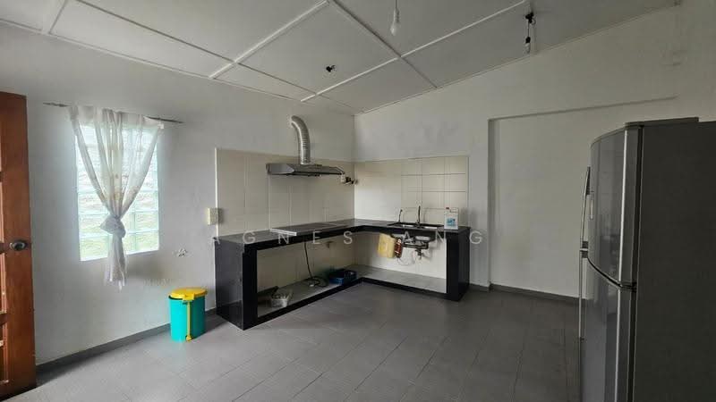 Semi-Detached House for Sale in Taman Pasir Jaya (Melaka City) - Agnes Ang - Kitchen - PropertyGuru.com.my