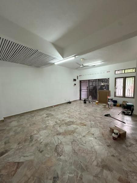Rumah Teres 2-Tingkat untuk Dijual di Jalan Ipoh (Kuala Lumpur) - Gan SC - Living Room - PropertyGuru.com.my