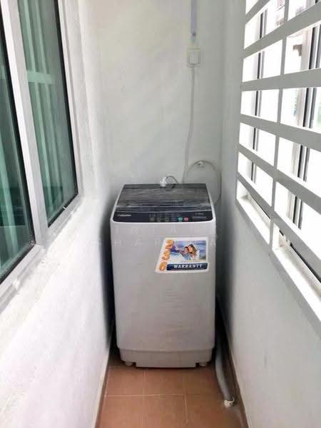 1-storey Terraced House for Sale in Bangi (Selangor) - Intan Sharina - Balcony - PropertyGuru.com.my
