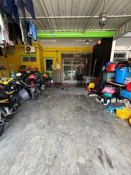 Rumah Teres 1-Tingkat untuk Dijual di Bandar Putra Kulai (Kulai) - Max Yee - Exterior - PropertyGuru.com.my