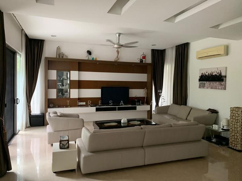 Bungalow House for Sale in Jade Hills (Kajang) - Teresa Law - Living Room - PropertyGuru.com.my