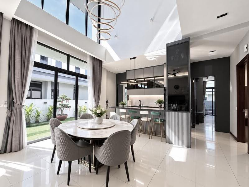 Rumah Berkembar untuk Disewa di Telok Panglima Garang (Selangor) - Wei Wei Low - Dining Room - PropertyGuru.com.my