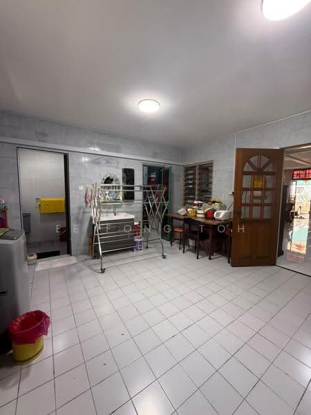 2-storey Terraced House for Sale in Taman Johor Jaya (Johor Bahru) - Ee Fong Toh - Dining Room - PropertyGuru.com.my