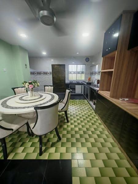 2-storey Terraced House for Sale in Taman Daya (Kepong) - Suki Tan - Kitchen - PropertyGuru.com.my