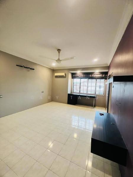 2-storey Terraced House for Sale in Taman Menglembu Berlian (Menglembu) - Gary Tang - Living Room - PropertyGuru.com.my