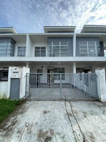Rumah Teres 2-Tingkat untuk Dijual di Bandar Seri Alam (Masai) - Ee Fong Toh - Exterior - PropertyGuru.com.my