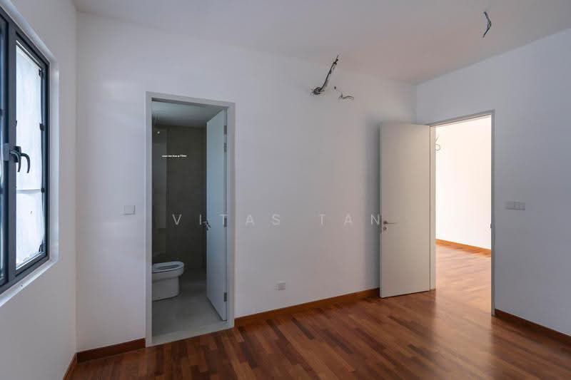 Rumah Berkembar untuk Dijual di Setia Alam (Selangor) - Vitas Tan - Bathroom - PropertyGuru.com.my