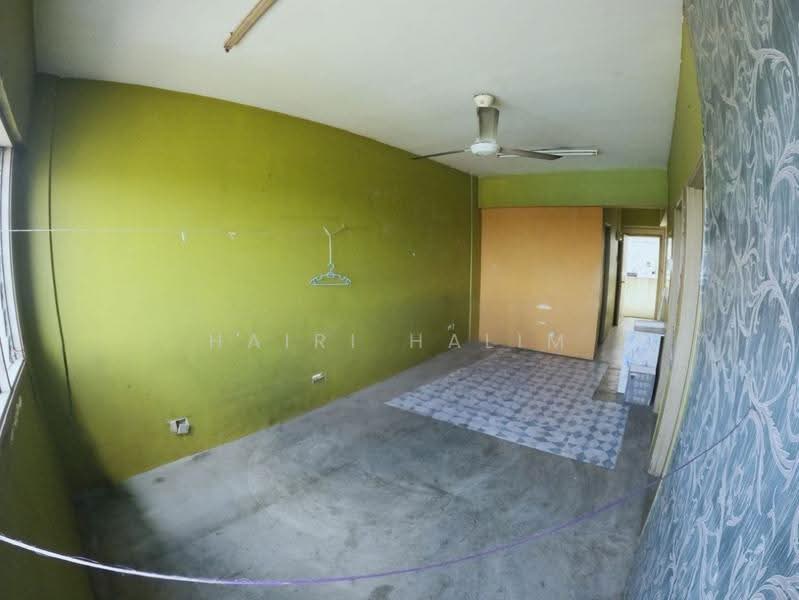 Flat for Sale at Subang Hijauan - Hairi Halim - Interior - PropertyGuru.com.my