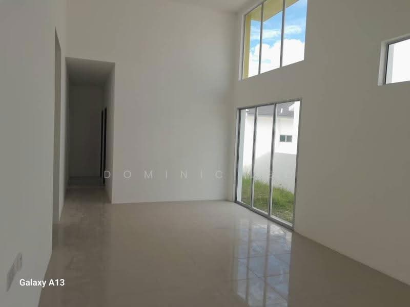 Cluster House for Sale in Ipoh (Perak) - Dominic Leo - Living Room - PropertyGuru.com.my